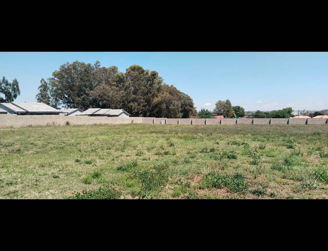 5,620M² VACANT LAND FOR SALE IN RIVERSDALE